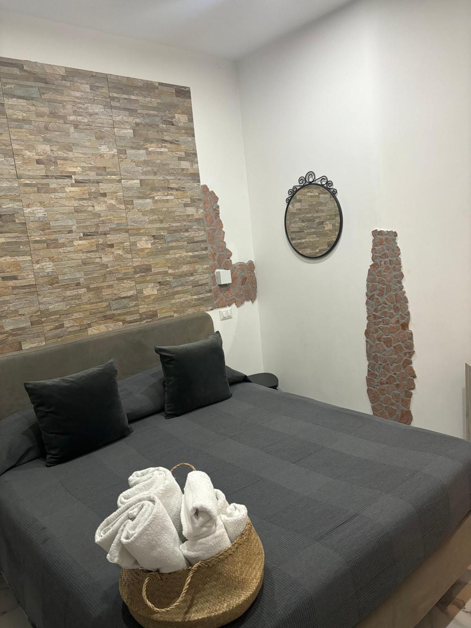 B&B Alla Stazione 那不勒斯 外观 照片