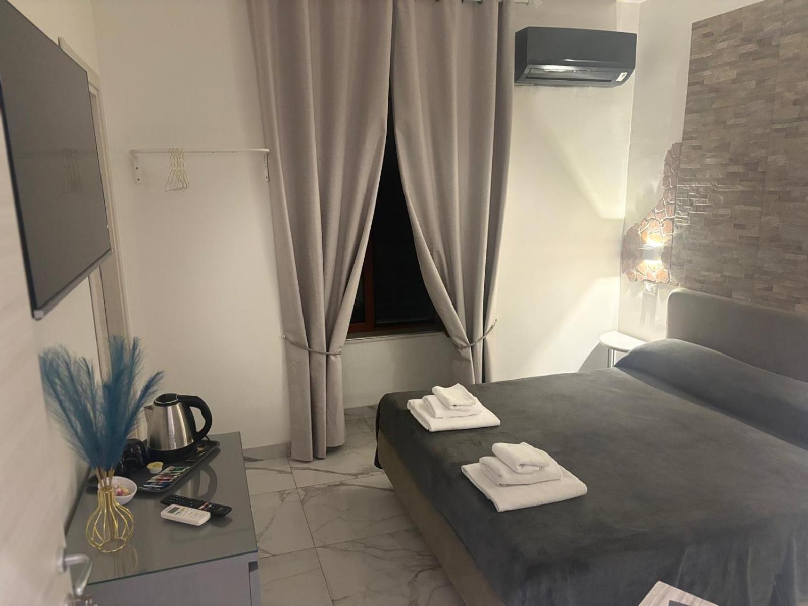 B&B Alla Stazione 那不勒斯 外观 照片