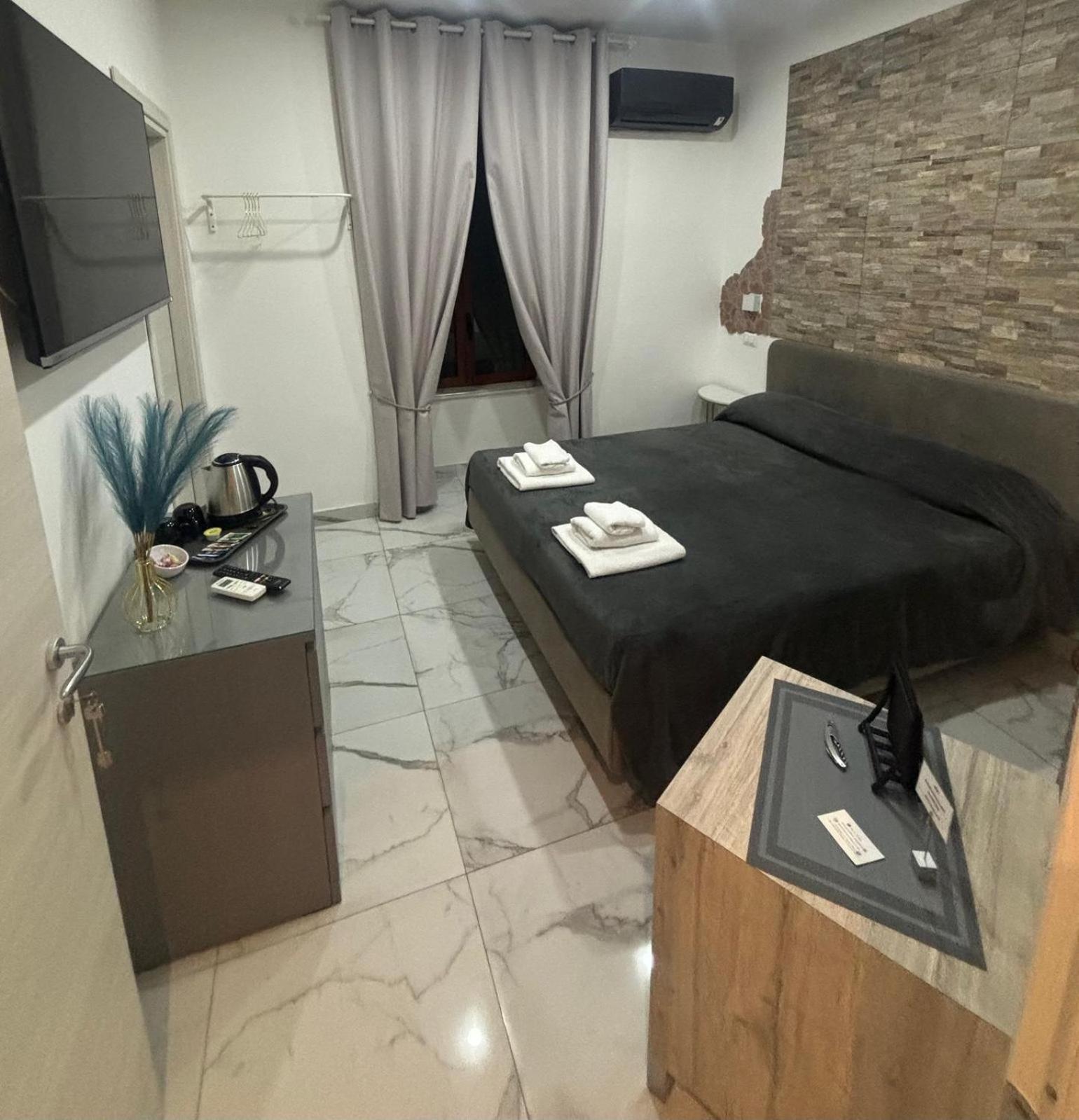 B&B Alla Stazione 那不勒斯 外观 照片